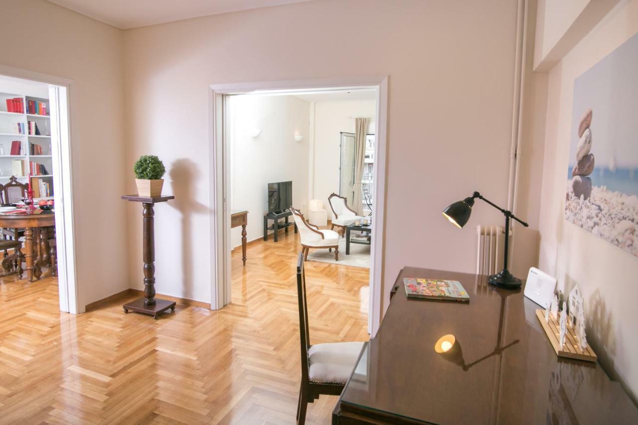 Magnificent Luxury Retrostyle Flat Acropolis View Apartamento Atenas Exterior foto